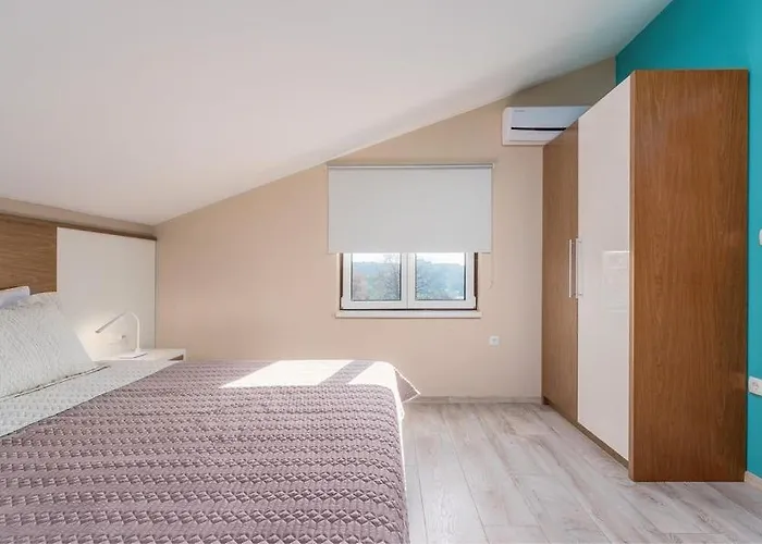 La Perla Premium Guest house